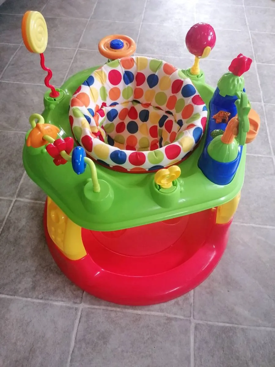 Activity centre and jumper hula for baby - Image 1