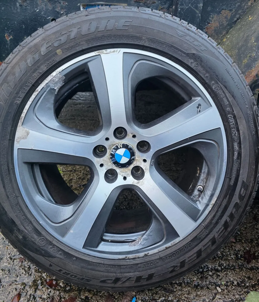19" Genuine BMW Alloys - Image 3