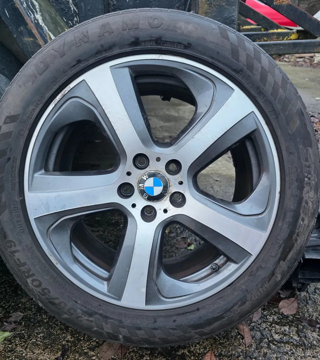 19" Genuine BMW Alloys - Image 4