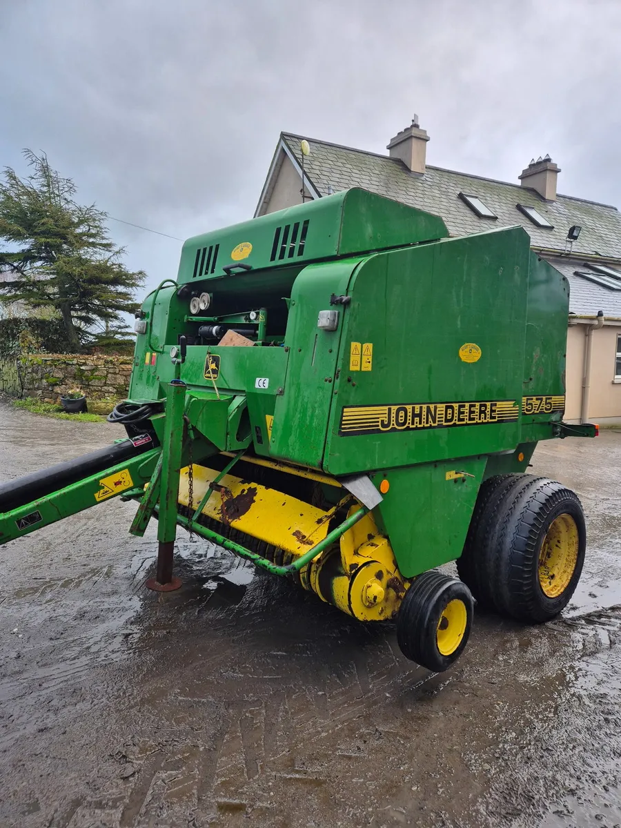 John Deere baler - Image 2