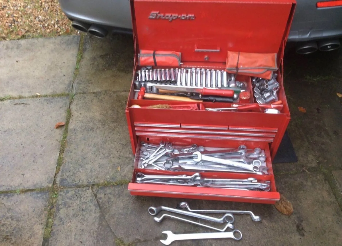 Snapon Tool Box complete with Snapon hand tools - Image 2