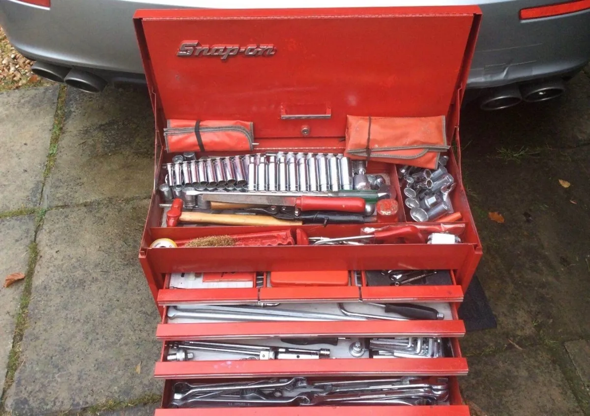 Snapon Tool Box complete with Snapon hand tools - Image 1