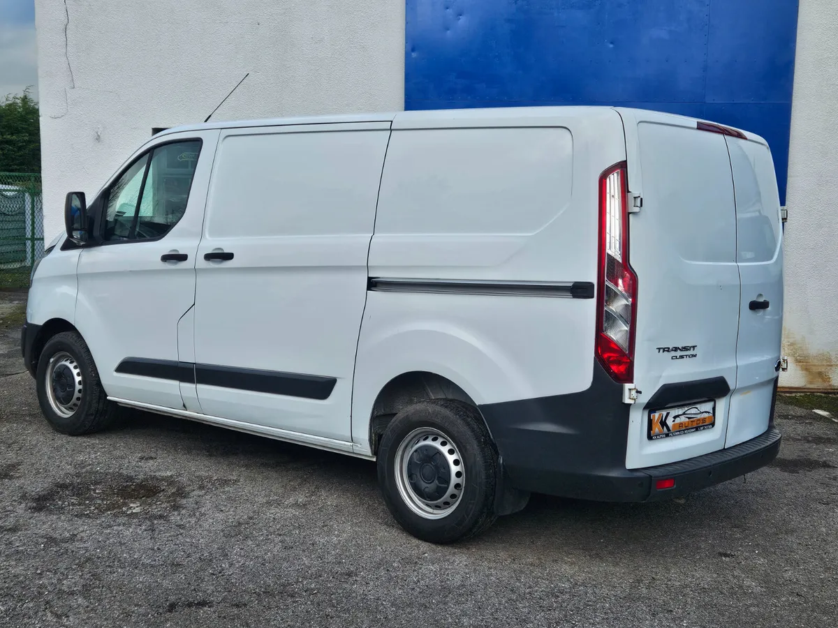 Ford Transit Custom 2017 new cvrt - Image 4