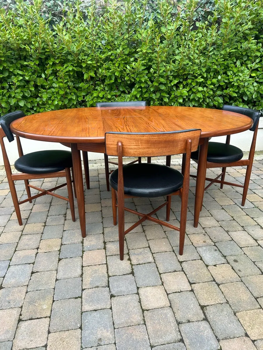 G Plan fresco extendable table set & 4 chairs - Image 3