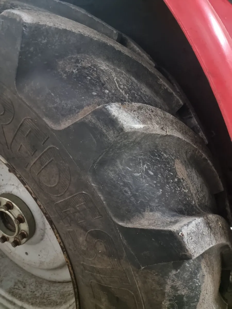 Tractor tyres 650/65R38 - Image 3