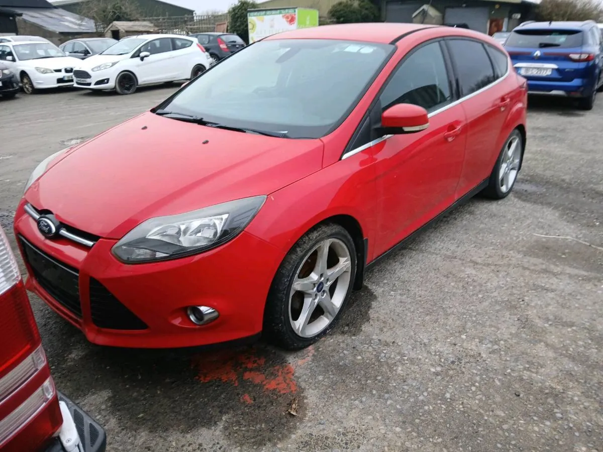 12 FORD FOCUS 1.0 ECOBOOST TITANIUM - Image 2