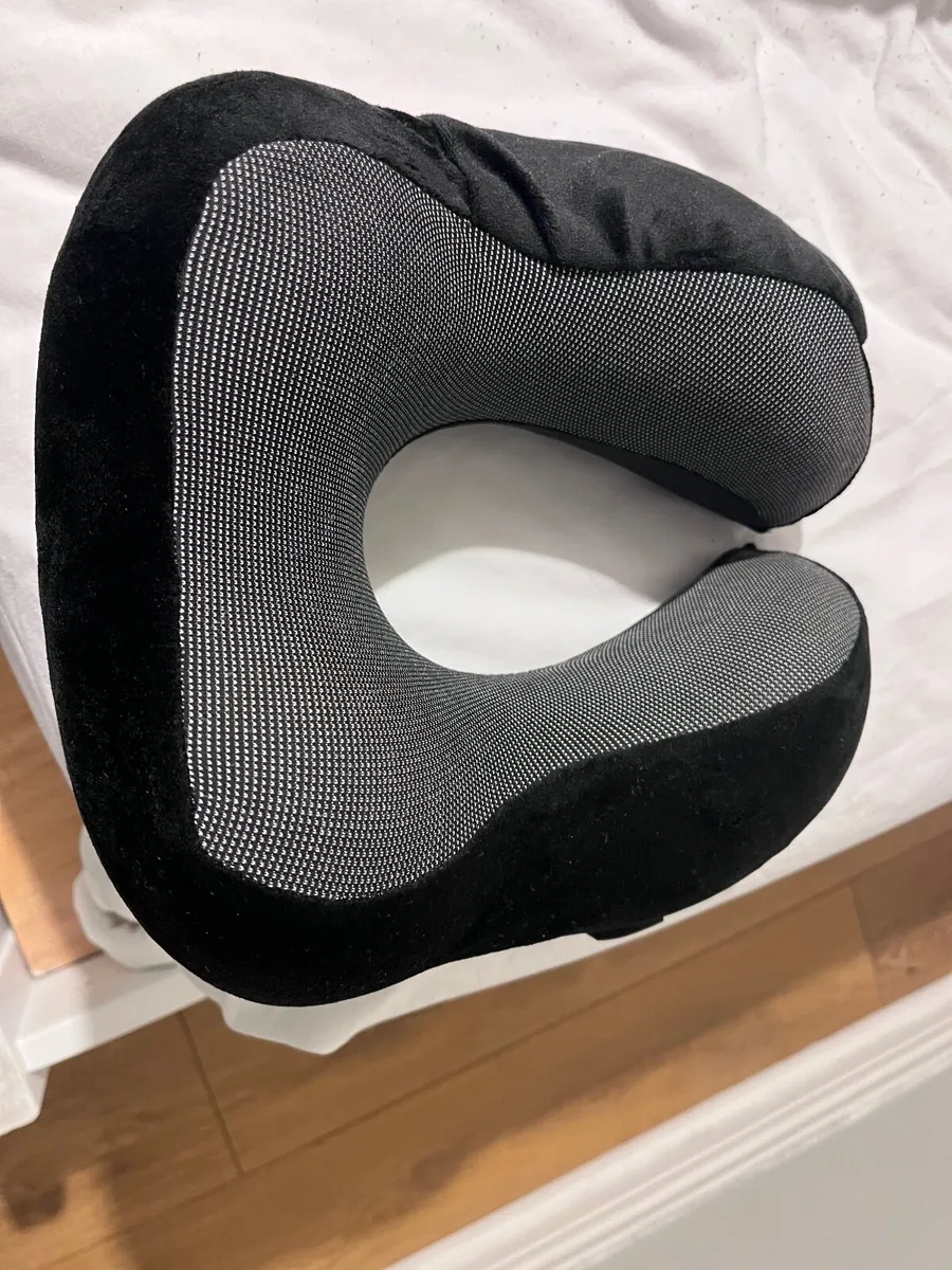 Really good neck pilllow - Image 2
