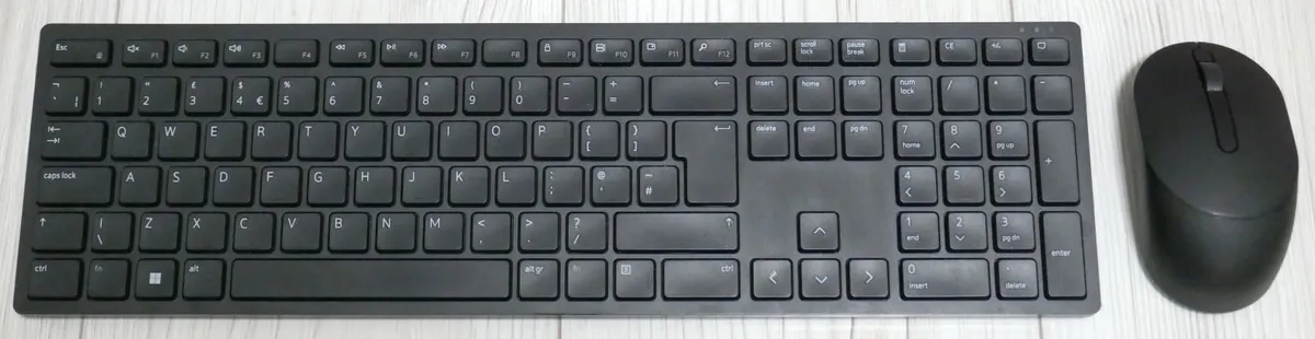 wireless keyboard and mouse - Image 1