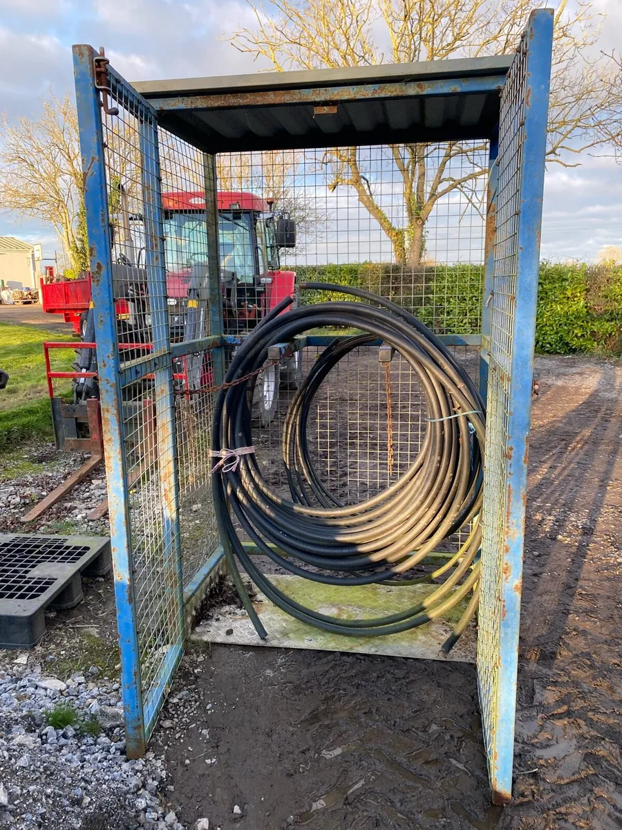 Cylinder Cage - Image 4