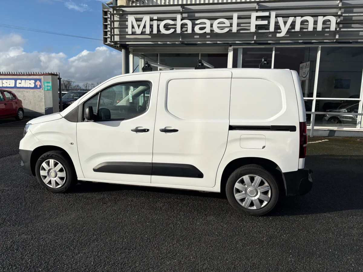 Opel Combo 1.5 DSL 3 seater Irish 2021 - Image 1