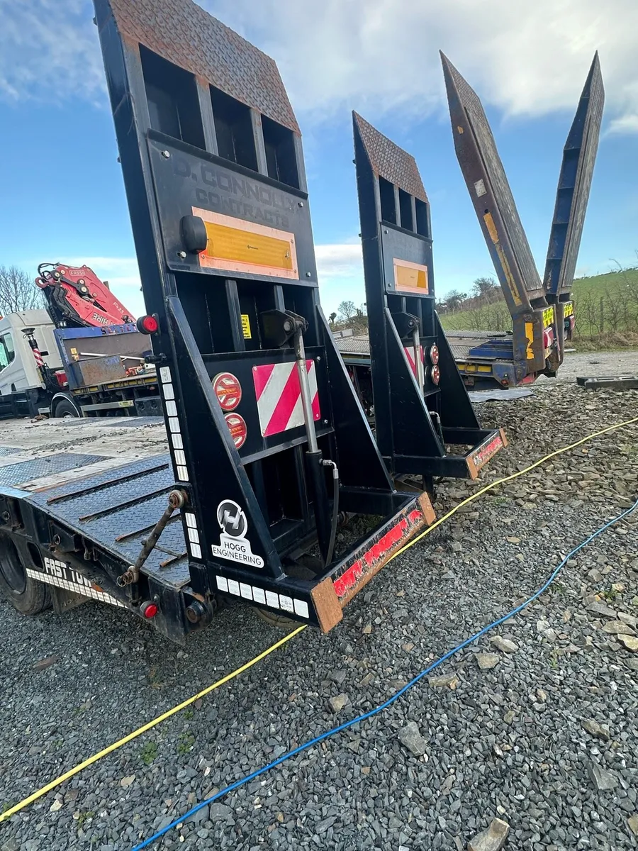 Hogg Low loader - Image 2