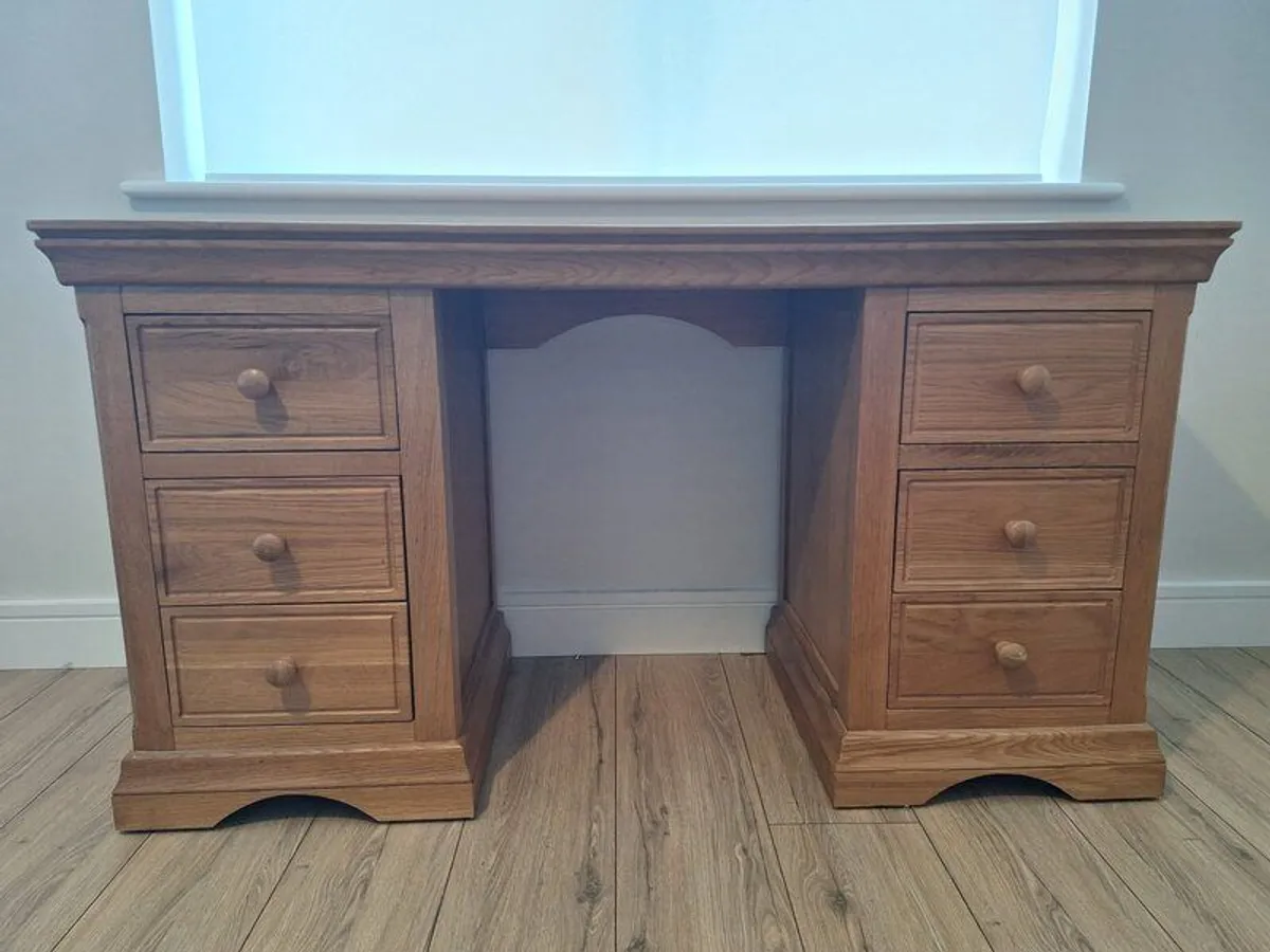 Dressing table/ work desk - Image 4