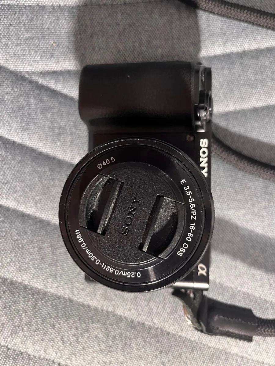 Sony A6100 Camera with 16-50mm Lens Kit - Image 1