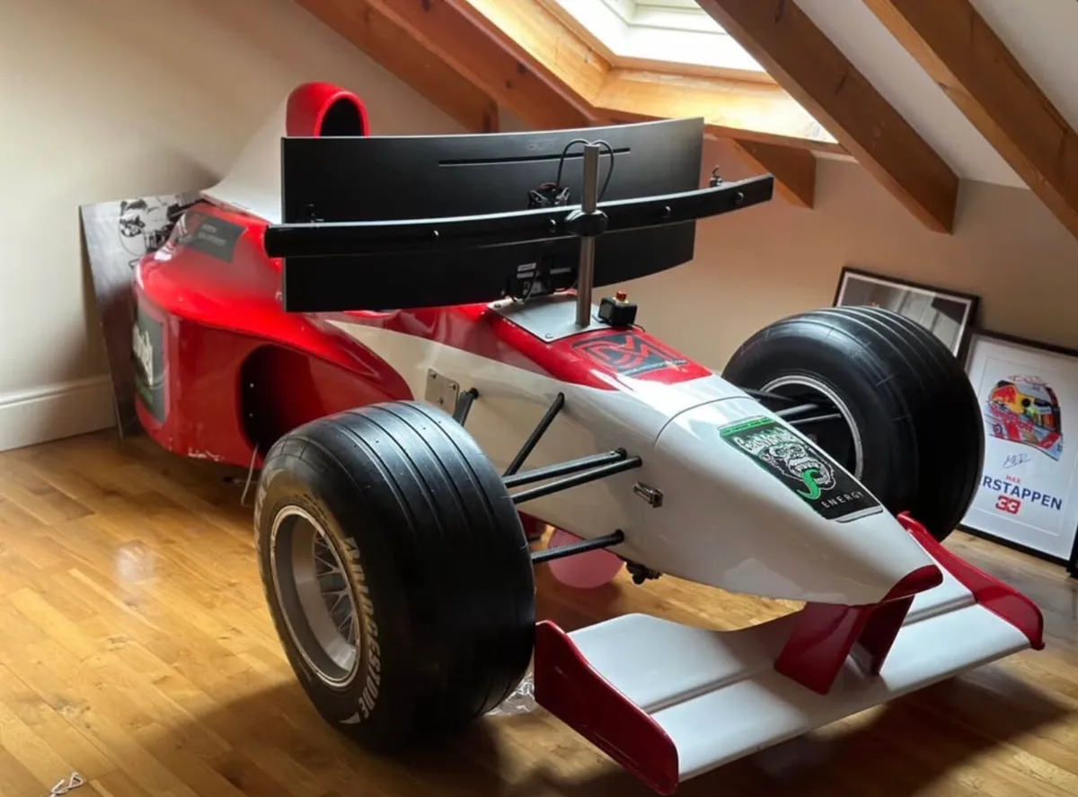 Racing simulator - Image 1