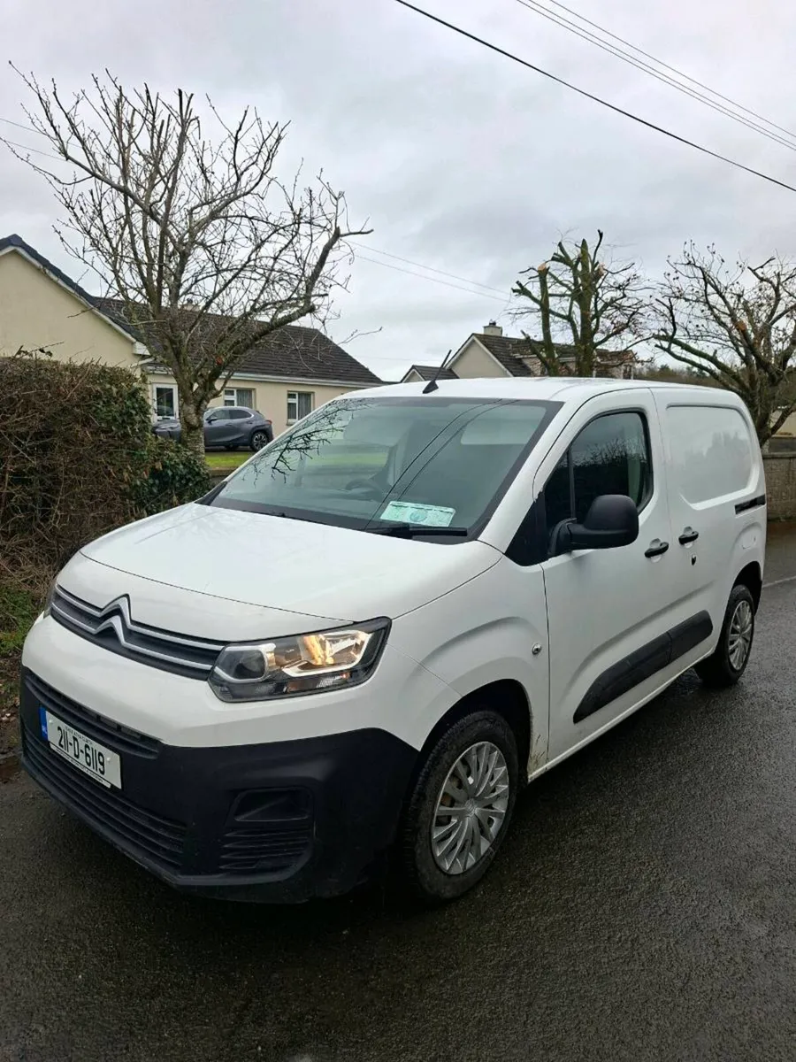 CITROËN BERLINGO 2021 NEW DOE 3 SEATER - Image 1
