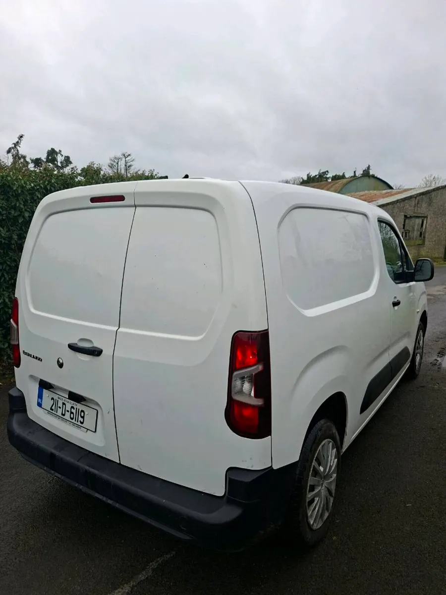 CITROËN BERLINGO 2021 NEW DOE 3 SEATER - Image 4
