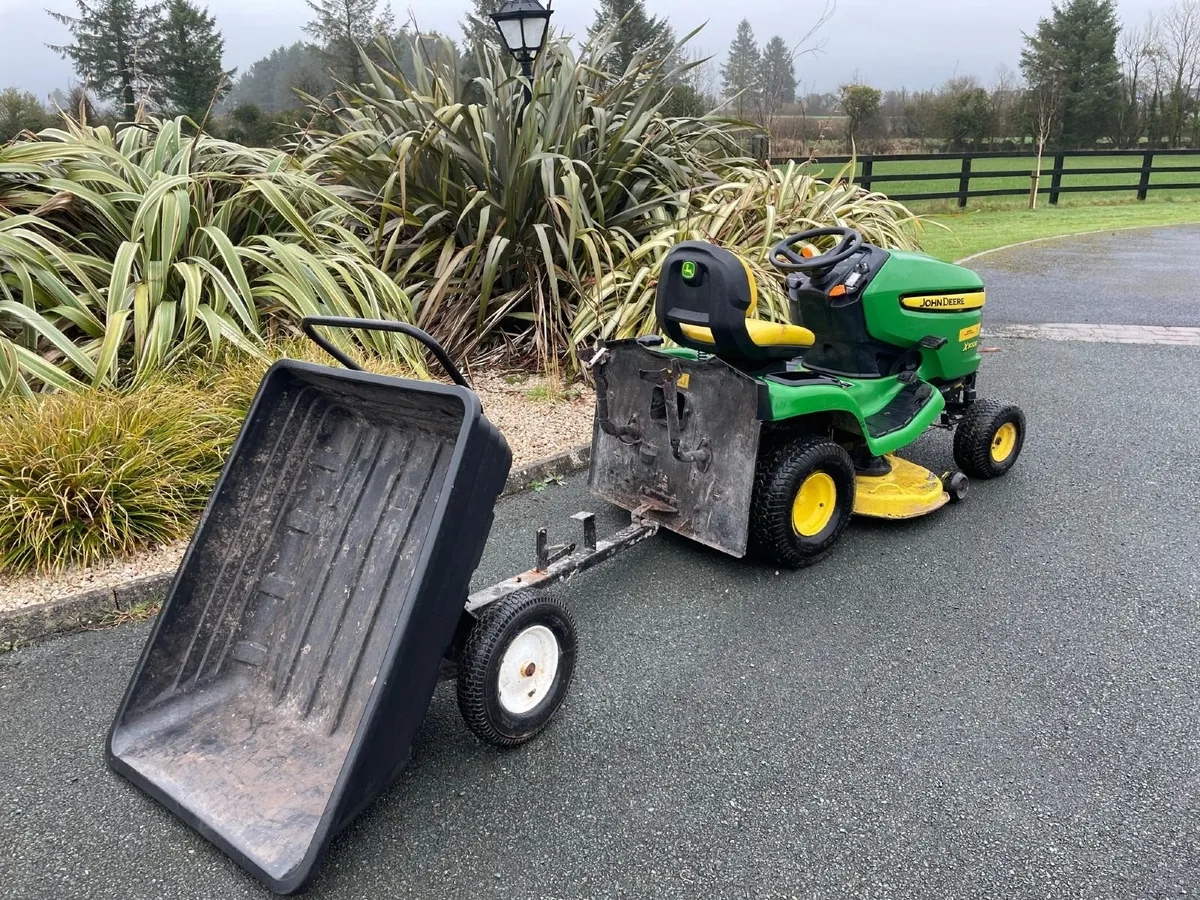 John Deere X300R Ride-On Lawnmower - Image 2