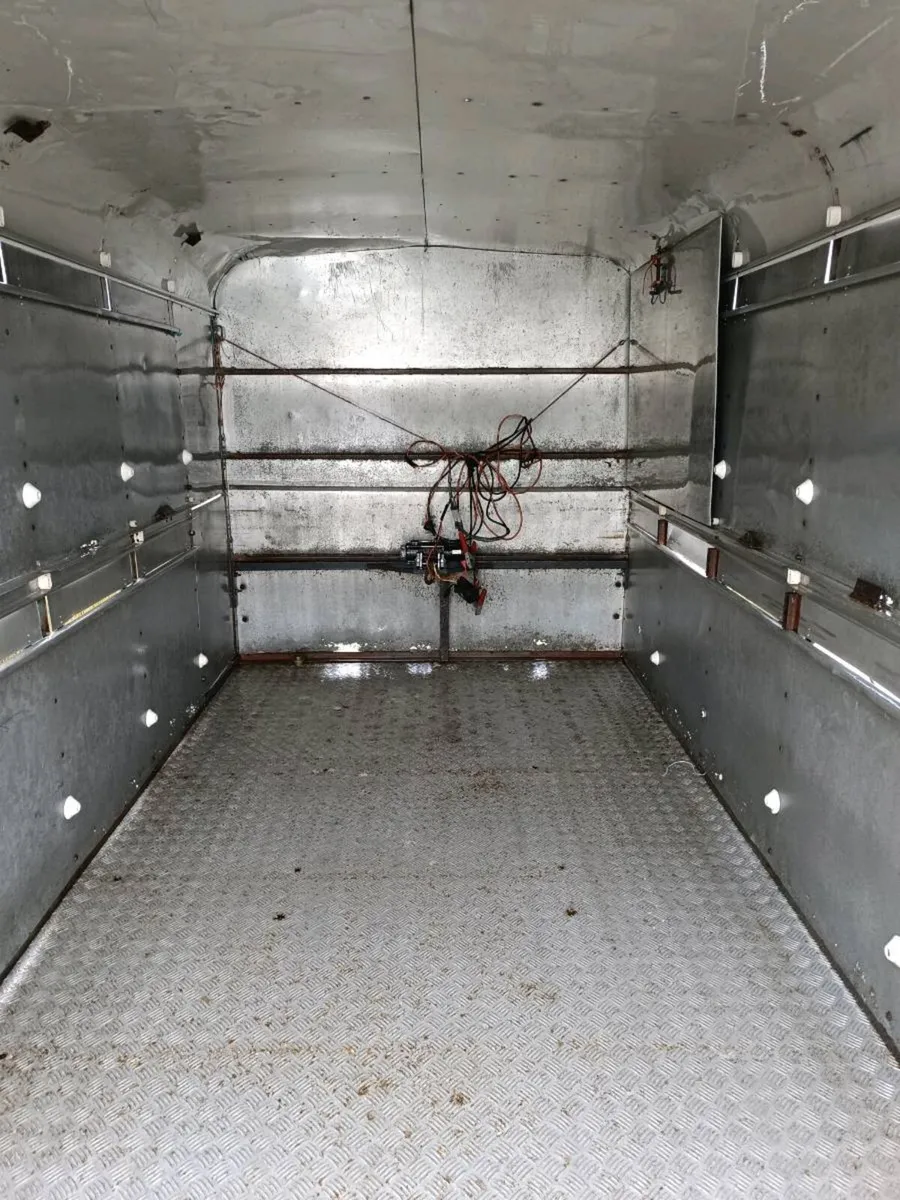 Ifor Williams DP120 12ft Cattle Trailer 3500kg - Image 2