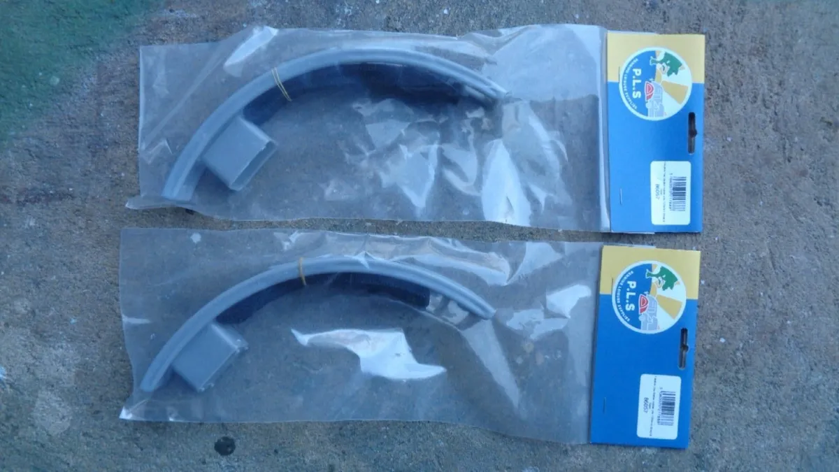 Motorhome camping/gas brackets plus tent pegs. - Image 1