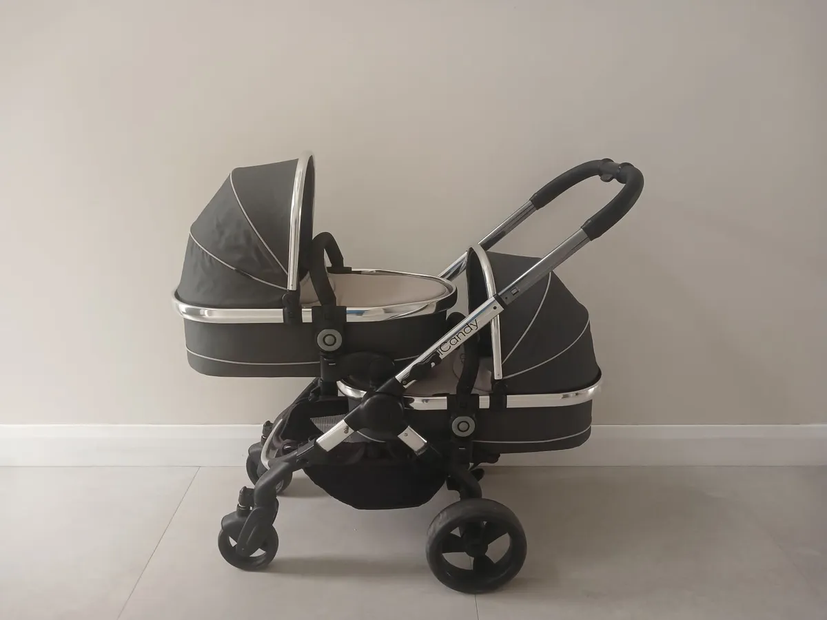 Baby buggy - Image 1