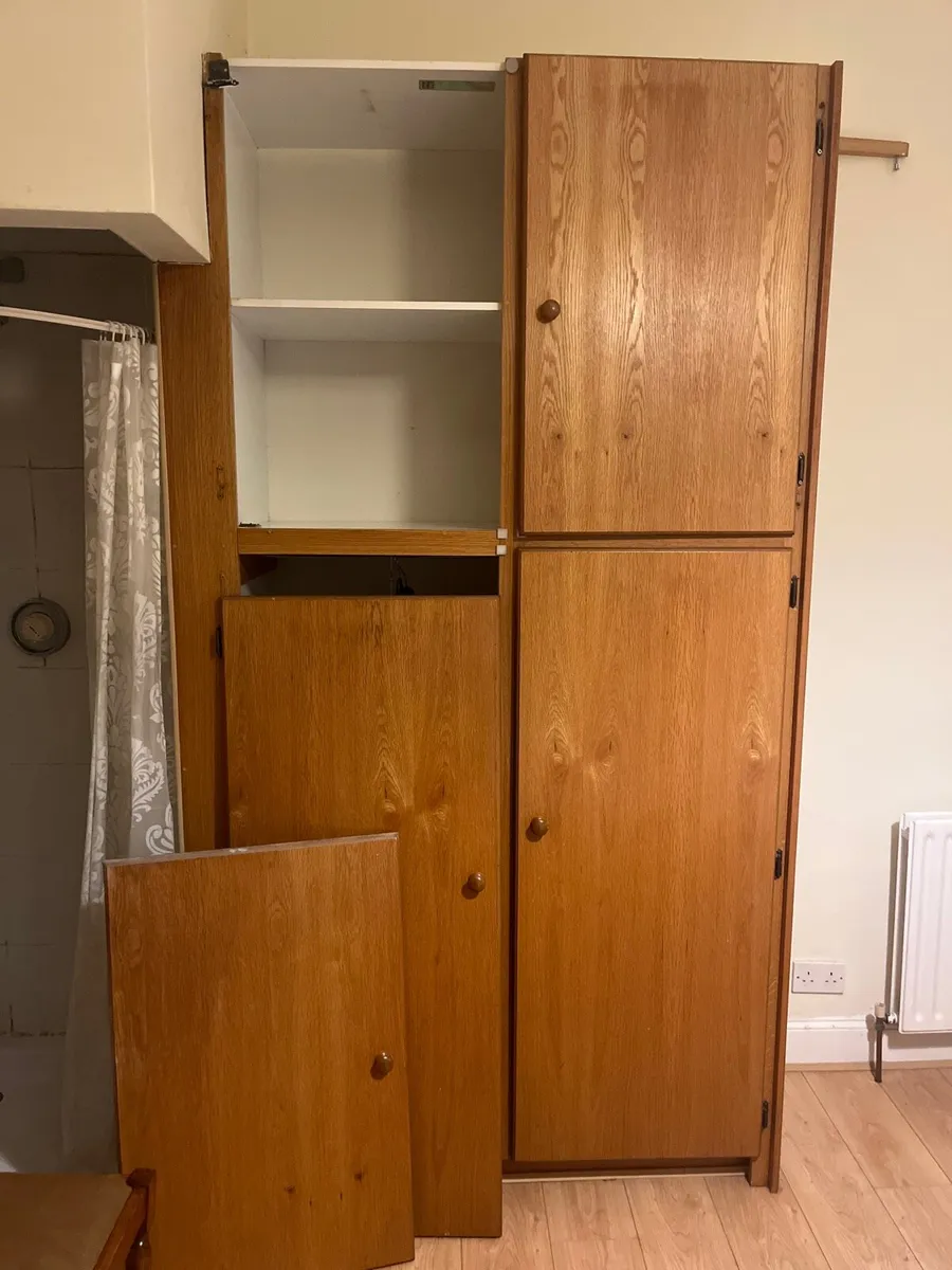 Fitted wardrobe - Image 2