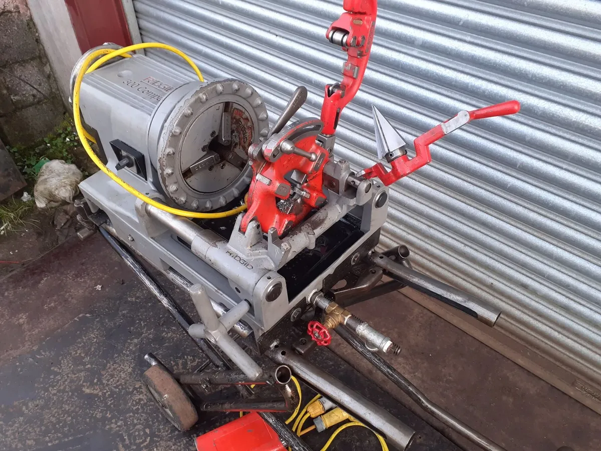 RIDGID 300 COMPACT THREADING MACHINE - Image 2