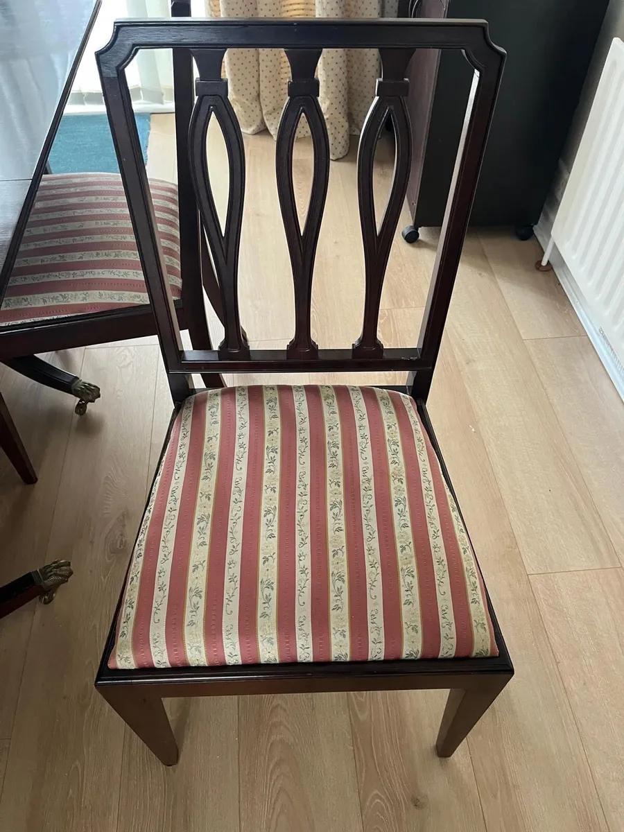 Dining Room Table and 6 Chairs - Image 3