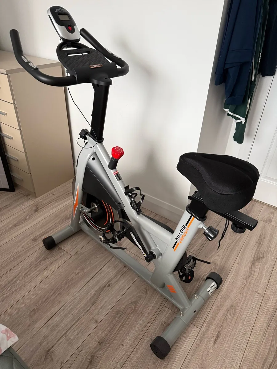 DMASUN Spin bike - Image 3