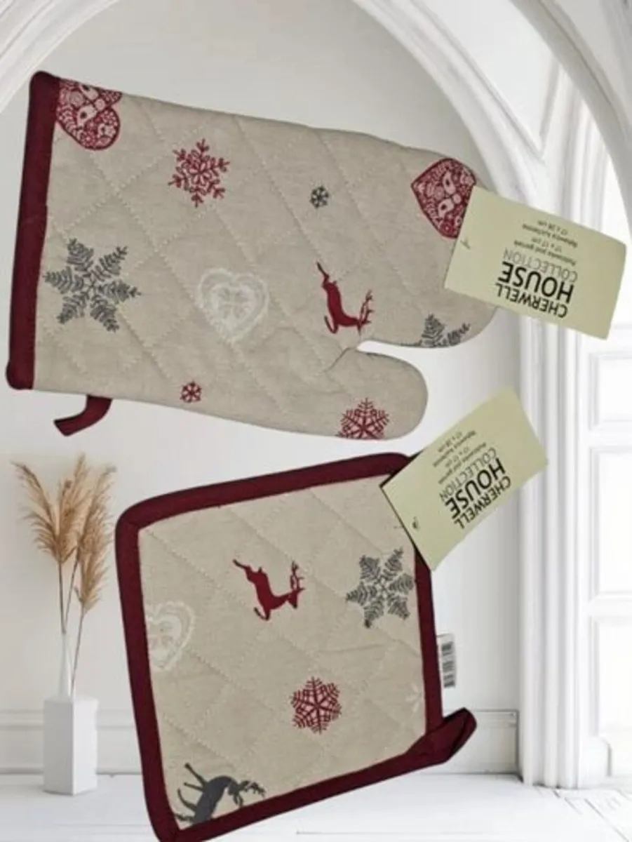 2-piece kitchen set a glove and a mat - Image 1