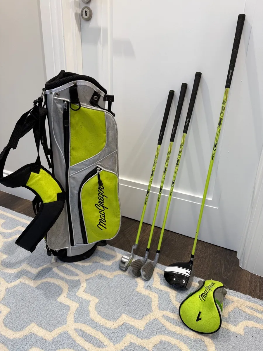 Kids Golf Clubs - Image 1