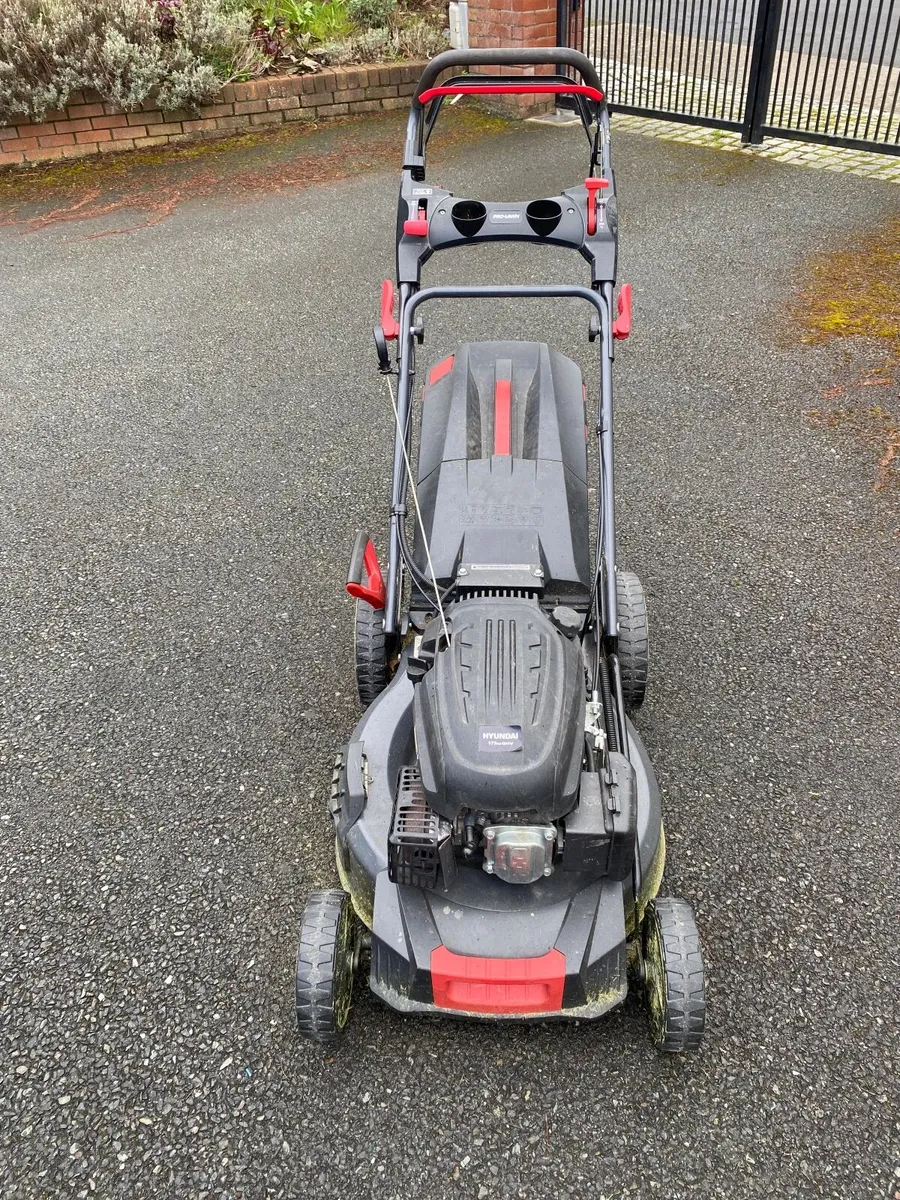 A Lawnmower - Image 3