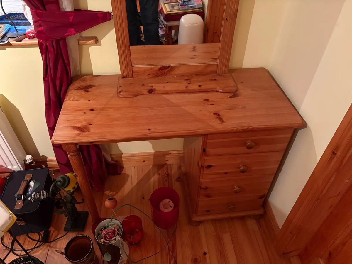 5ft Divan King bed with mattress and headboard - Image 2