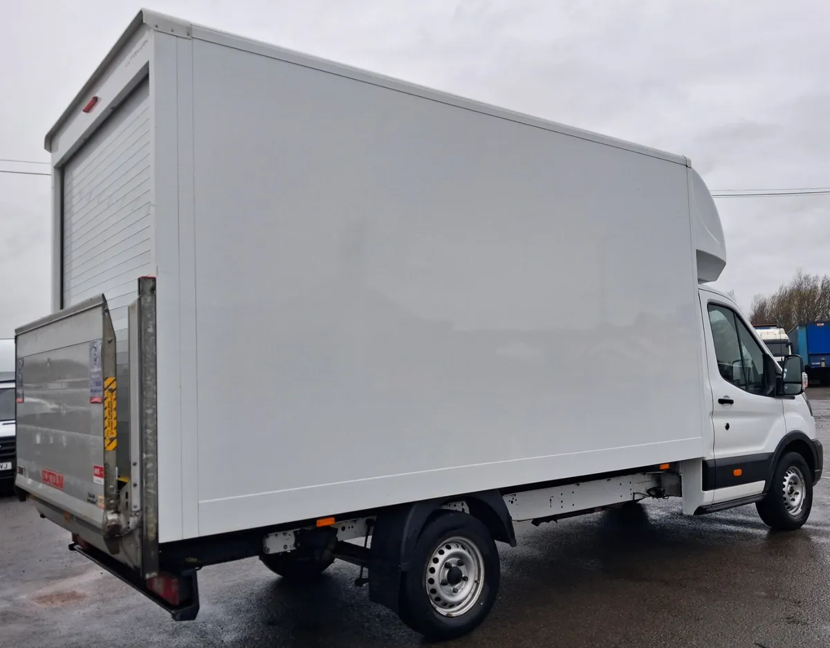 2022 Ford Transit Luton Box Van - Image 3