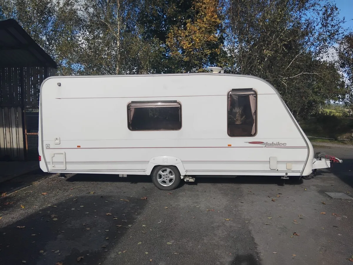 Ace Jubilee Herald Caravan 2005 - Image 4