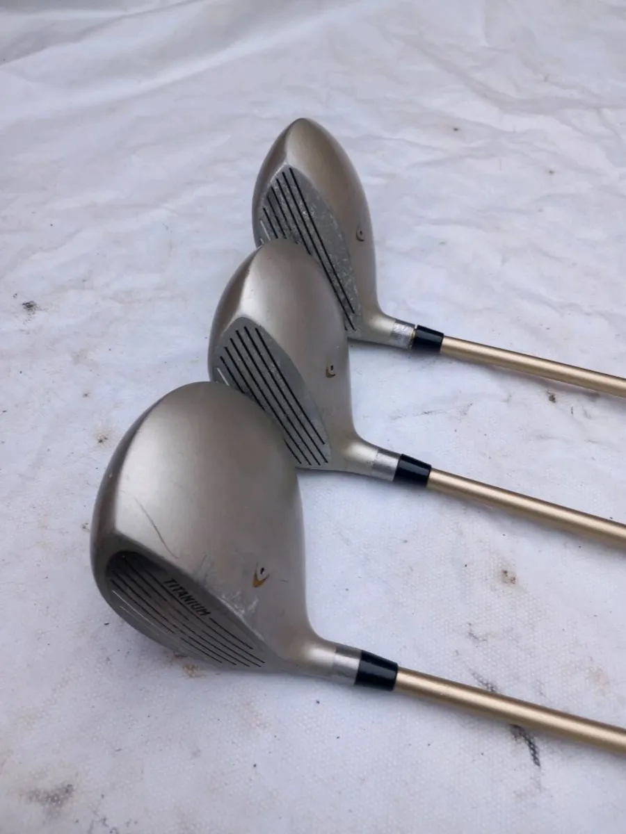 Knight allante golf driver and woods. - Image 3