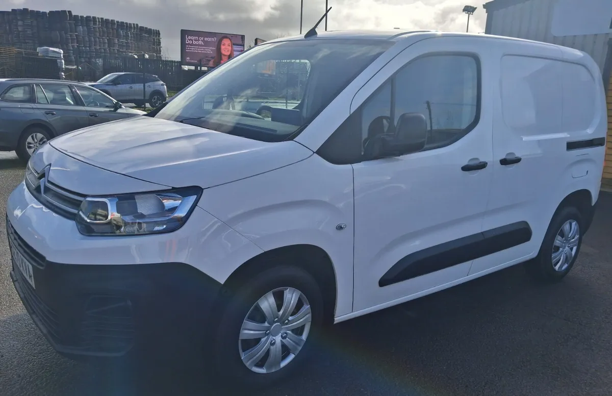 2020 Citroen Berlingo Small Panel Van - Image 3