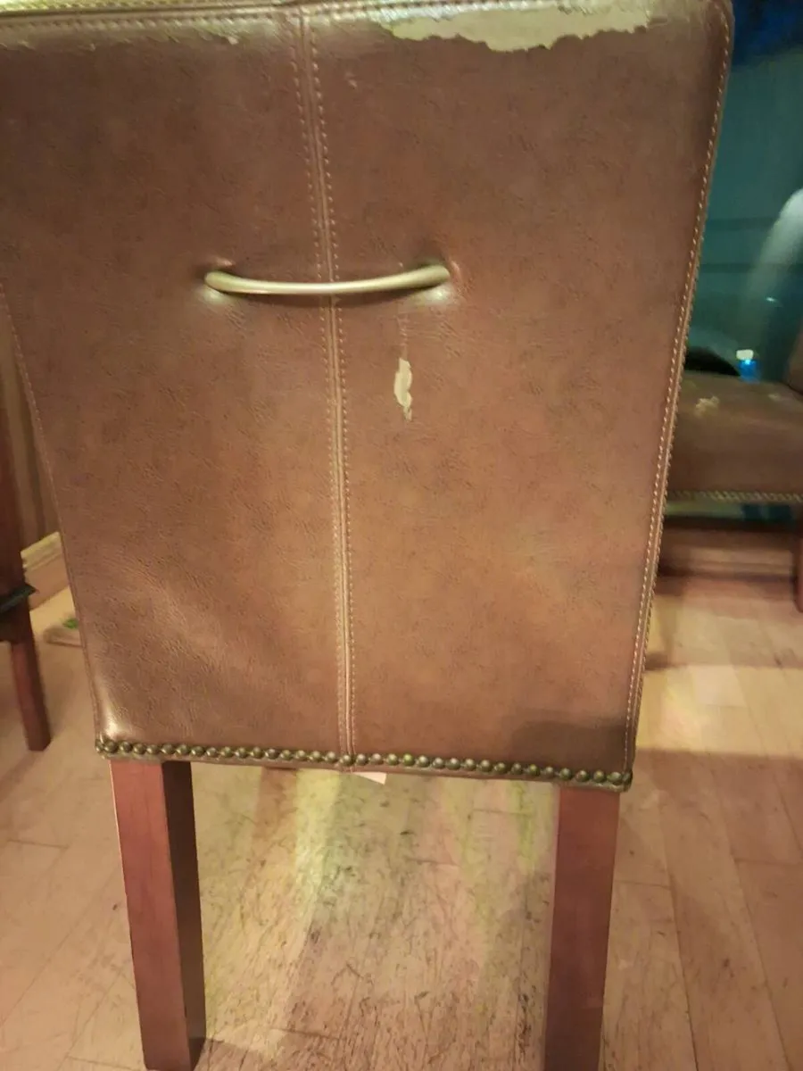 2 x chairs - Image 2