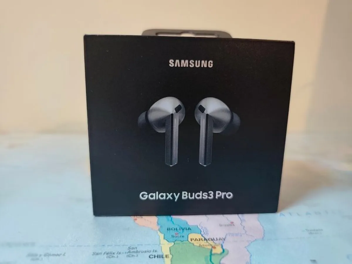 Samsung Galaxy Buds3 Pro - Image 1