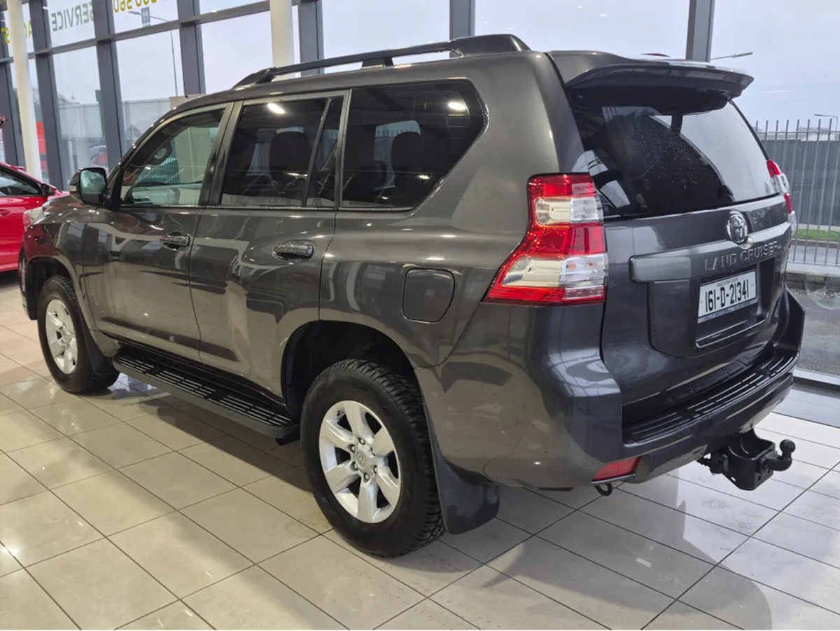 Toyota Land Cruiser 5 SEATER BUSINESS AUTO LC 4DR - Image 3