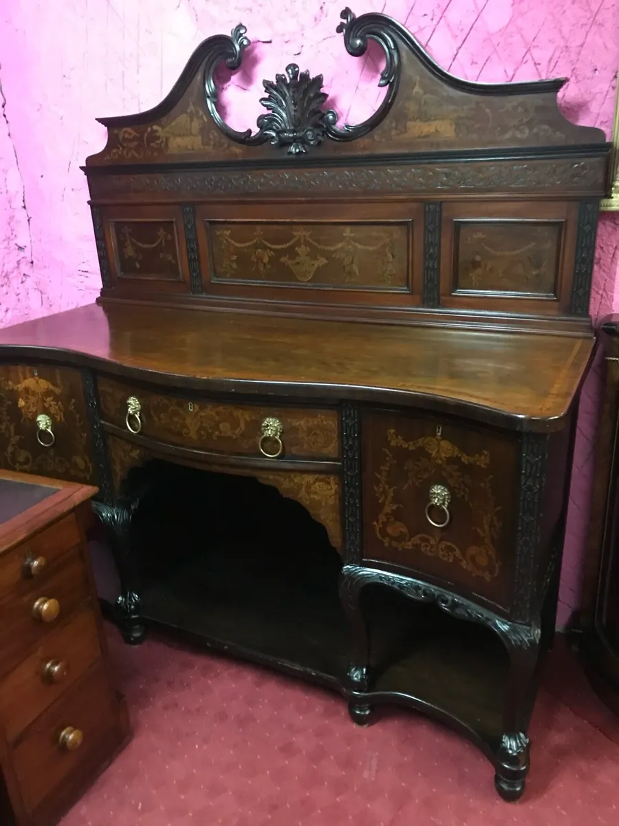 Irish Mahogany Sideboard - Image 1