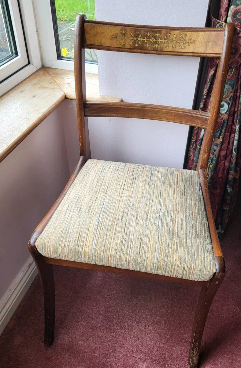 Table & 6 chairs - Image 2