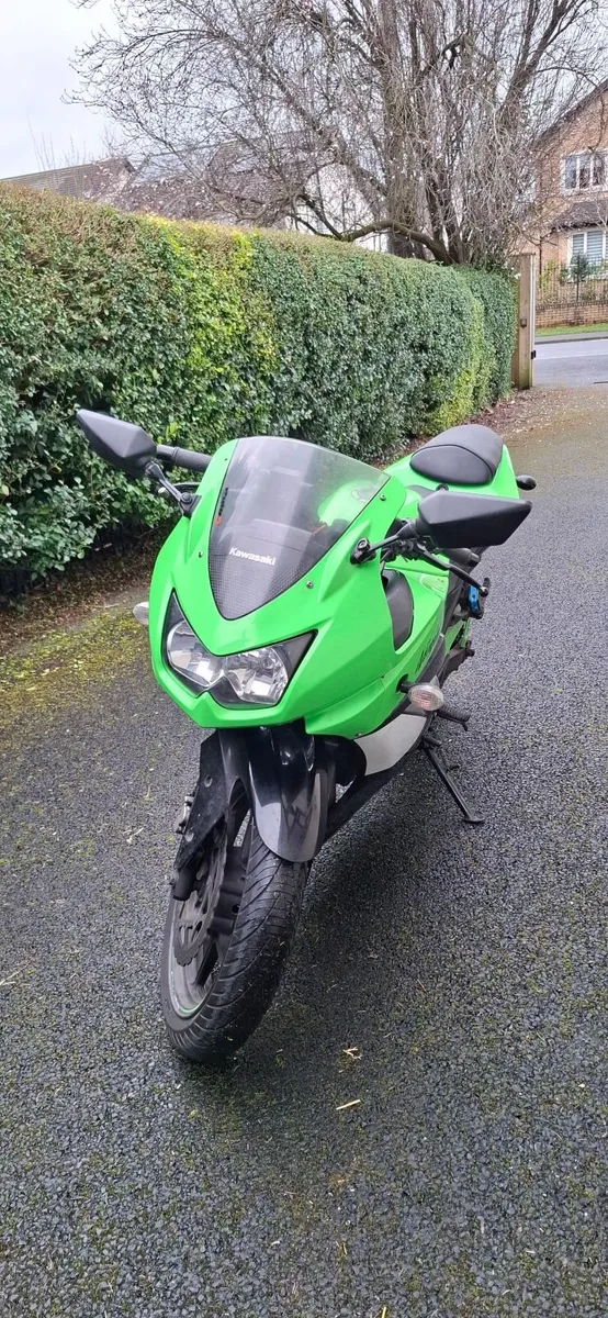 Kawasaki Ninja 250r 2009 - Image 1