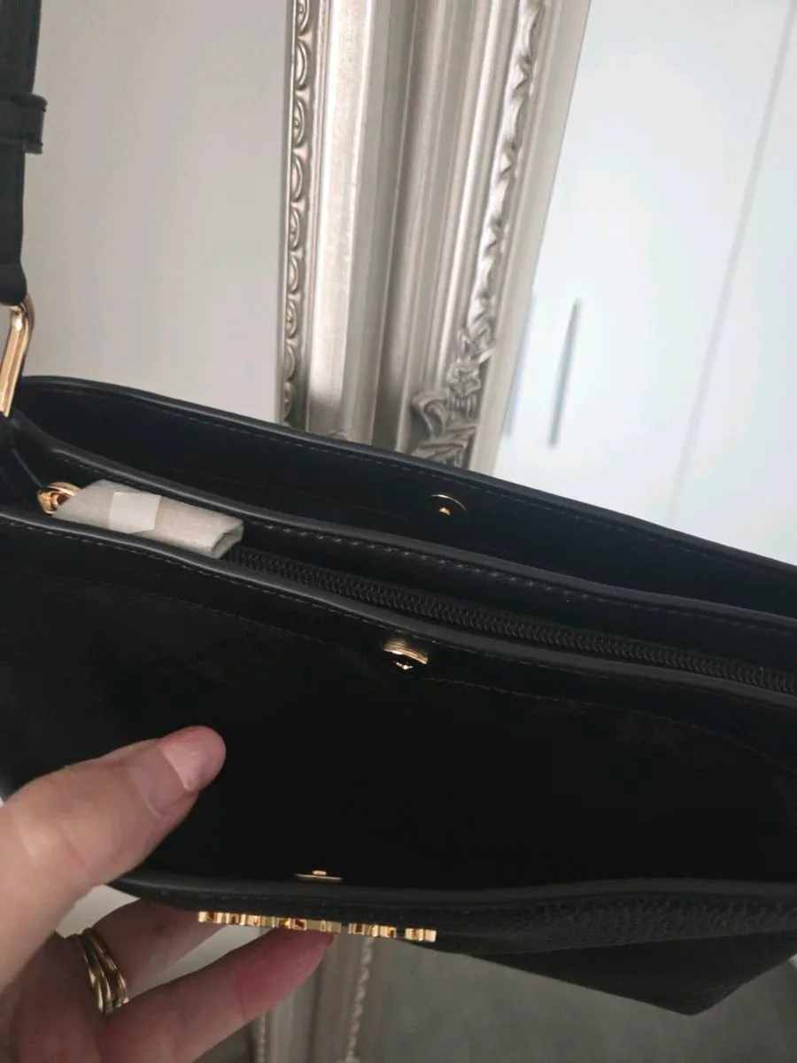 Michael kors bag - Image 4