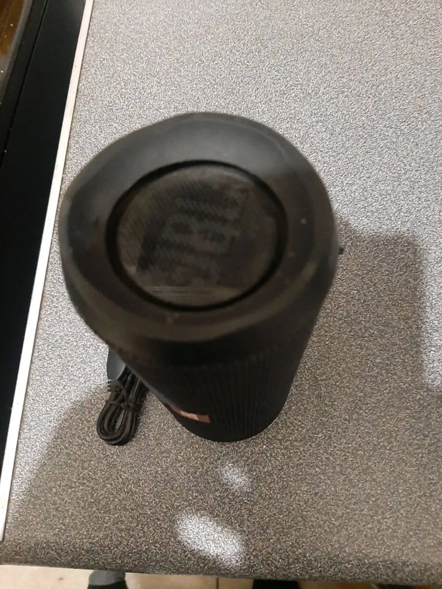 Bluetooth speaker JBL flip 4 - Image 2