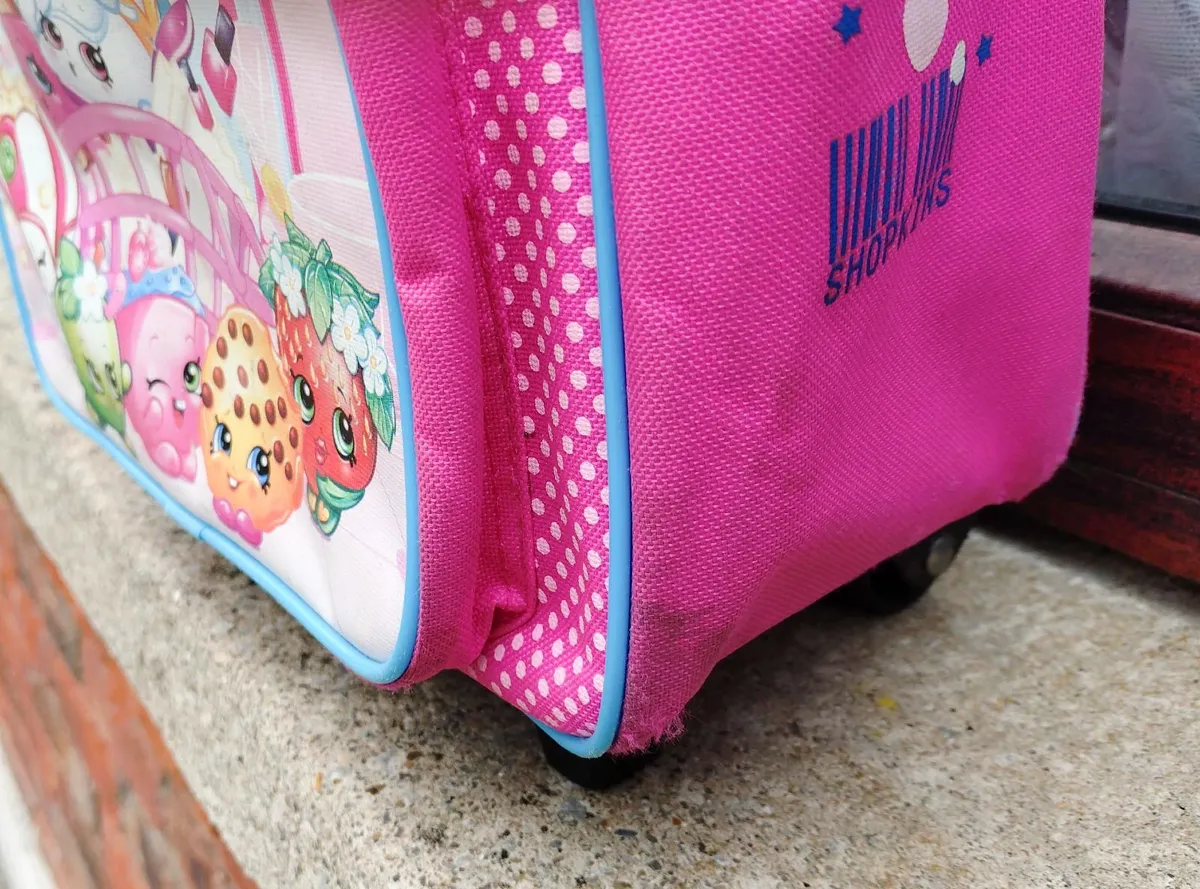 Kids School Bag, Backpack With Wheels (used). - Image 3