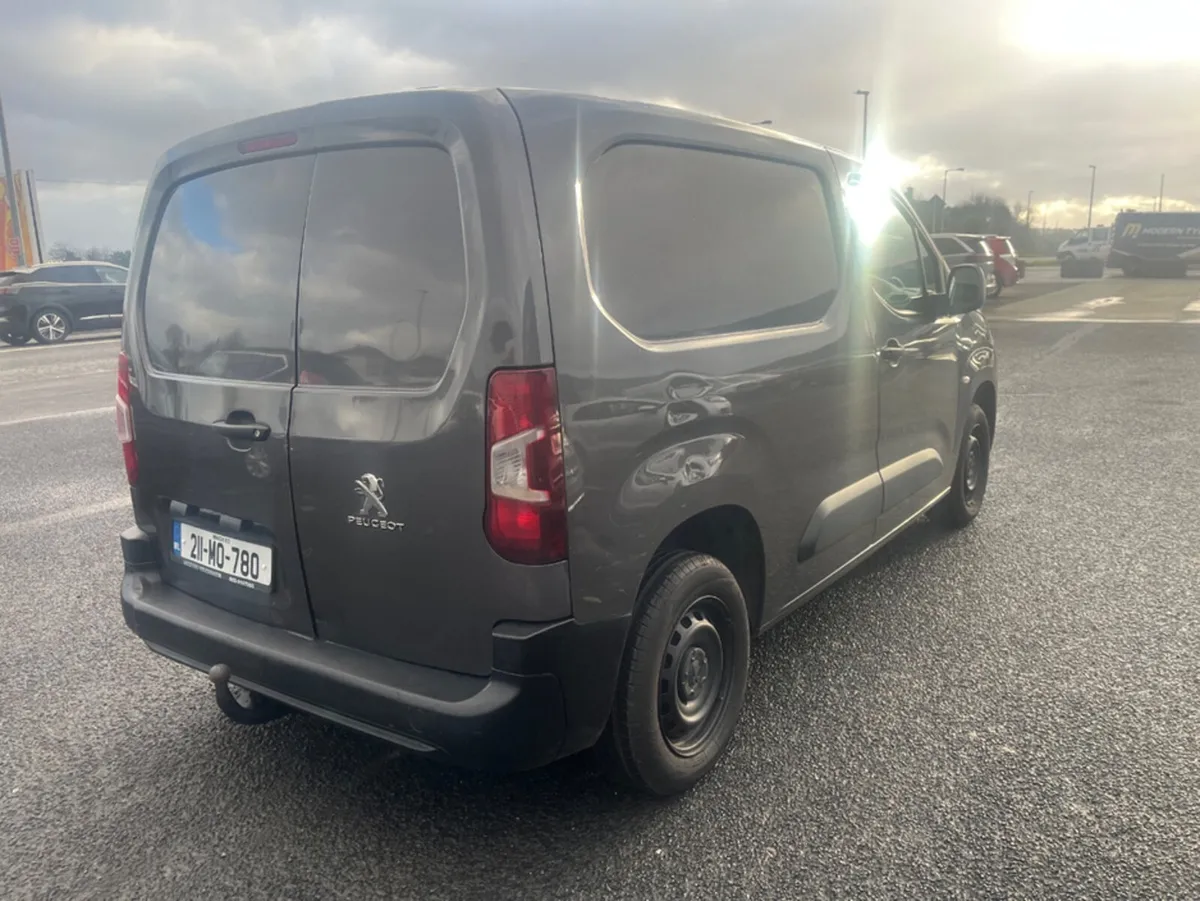 Peugeot Partner 1.5 BLUE HDI 75 PANELL PANELLED 6. - Image 3