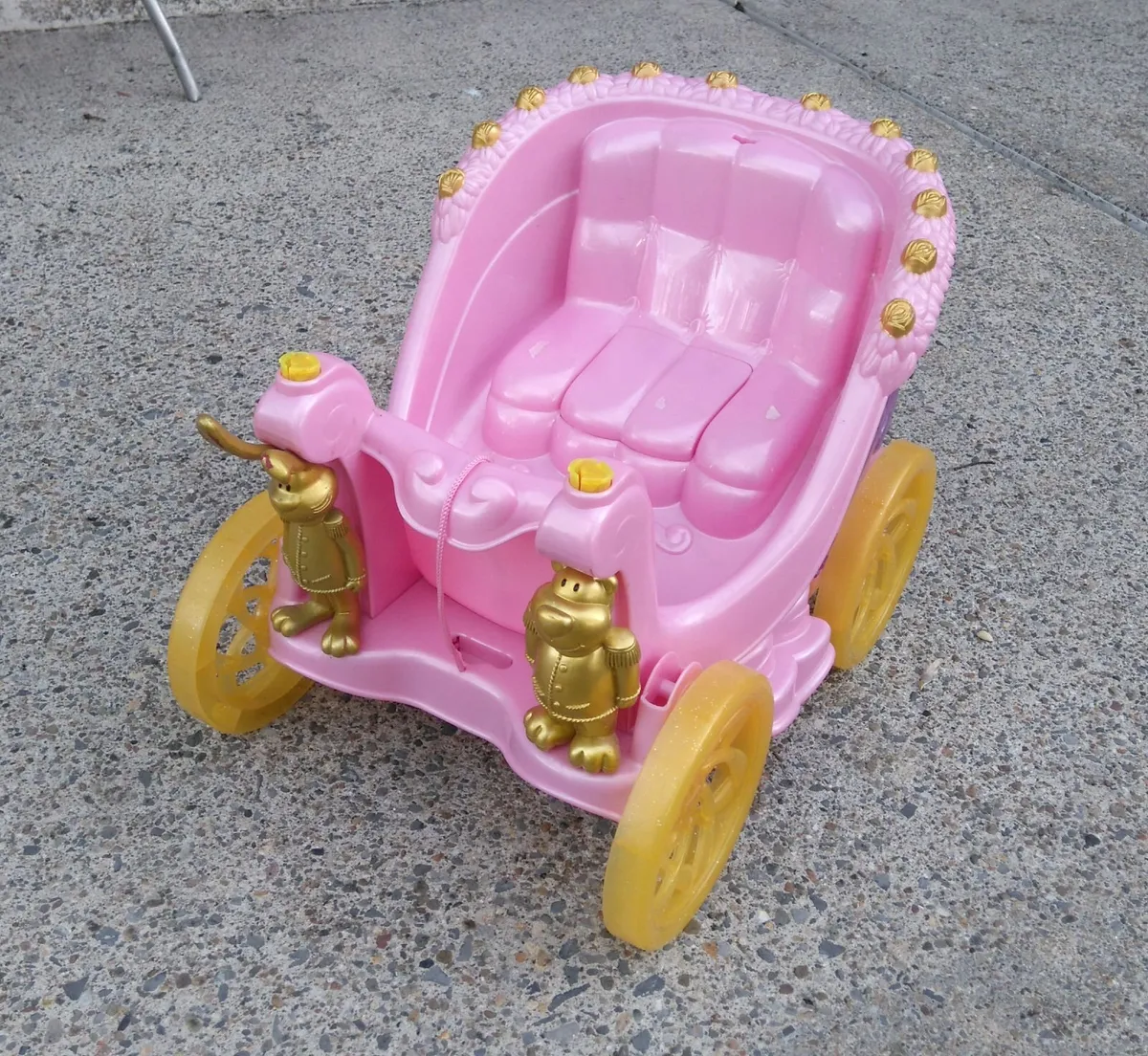 Zapf Creation Kids Pink Carriage (no Horse) Used. - Image 1