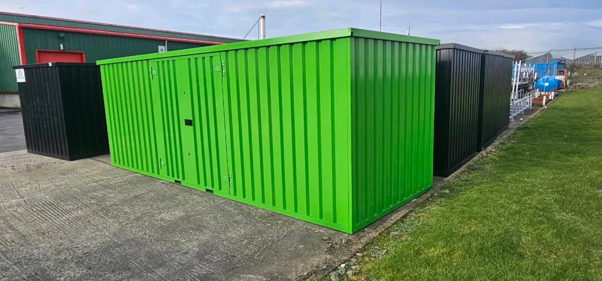 Practical storage solution, flatpack container - Image 1