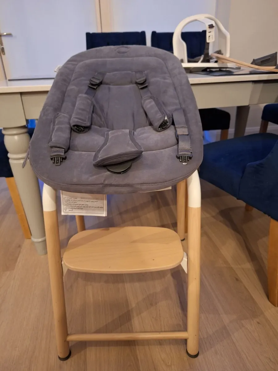 Bugaboo Giraffe Bouncer and Highchair - Image 1