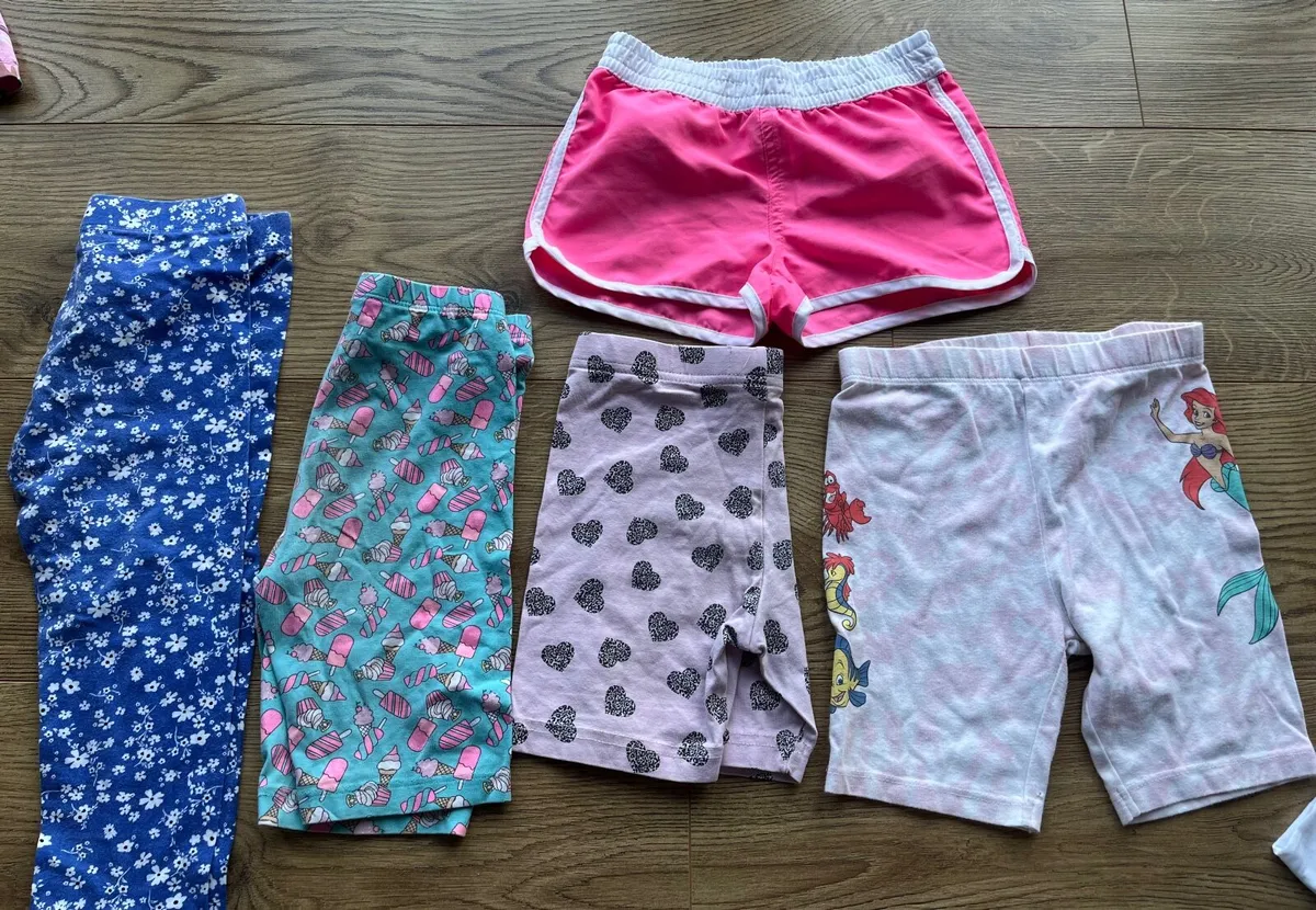 Summer girls clothes 5-6 years - Image 4